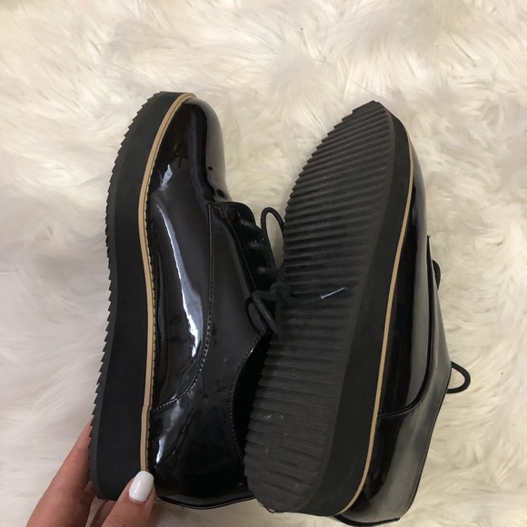 Sold!☺️ NYC Madden Platform Shoes - Picture 3 of 4